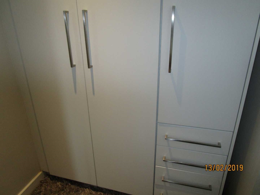 1 Bedroom Property for Sale in Rosebank Gauteng