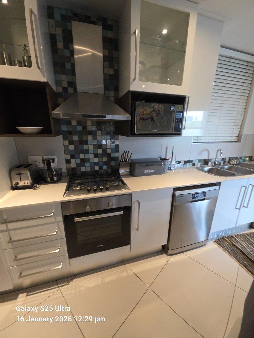 1 Bedroom Property for Sale in Rosebank Gauteng