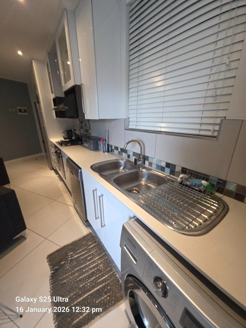 1 Bedroom Property for Sale in Rosebank Gauteng