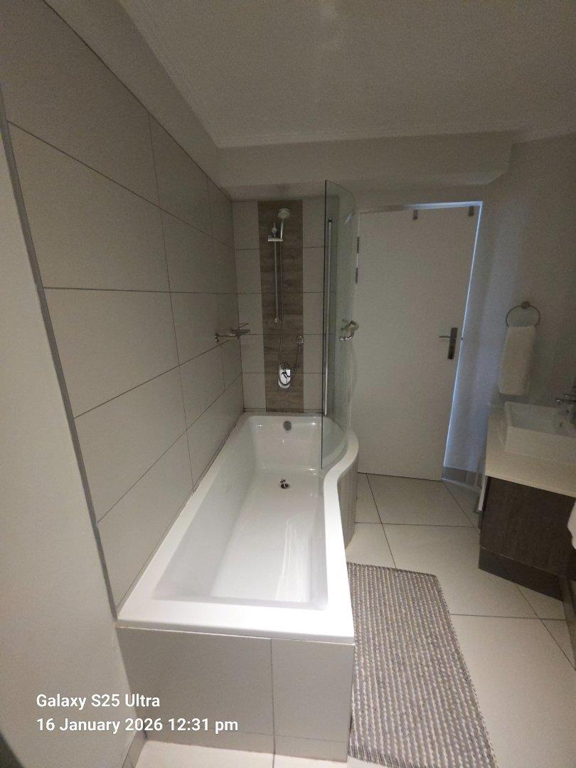 1 Bedroom Property for Sale in Rosebank Gauteng