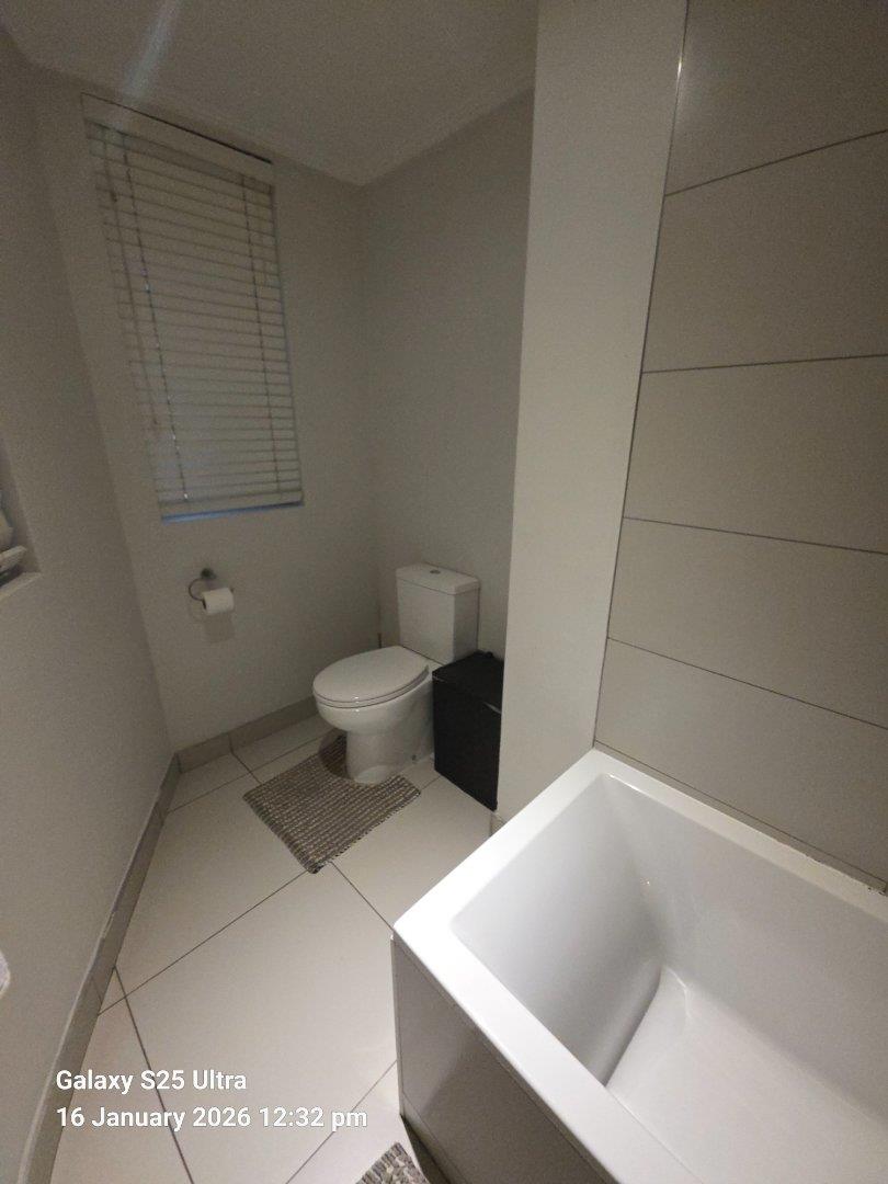 1 Bedroom Property for Sale in Rosebank Gauteng