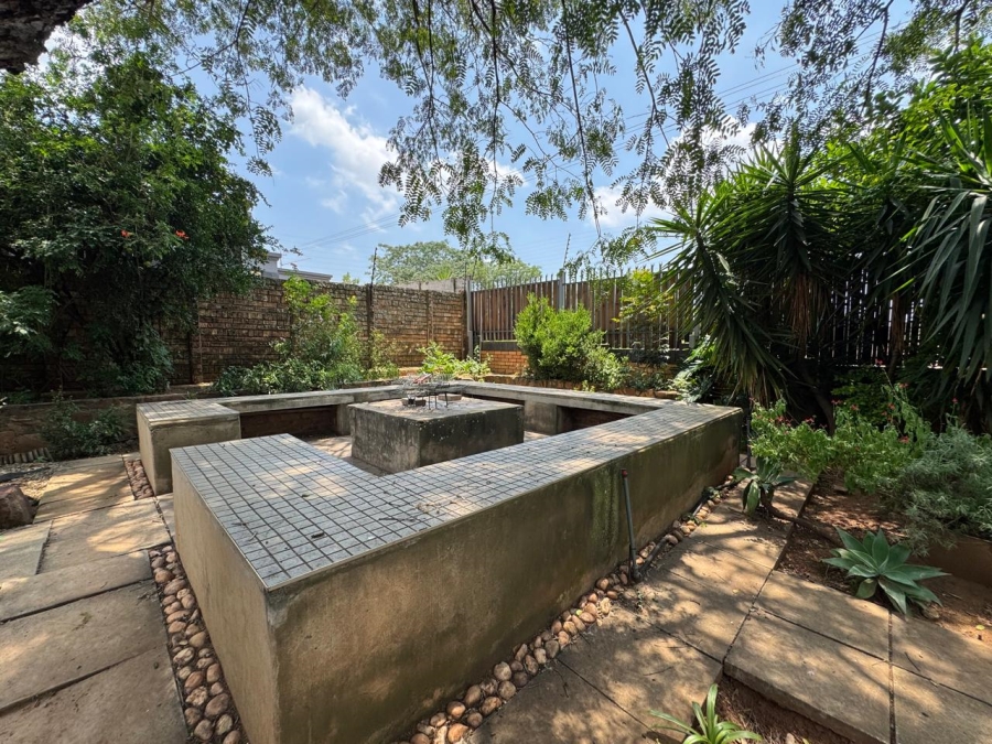 4 Bedroom Property for Sale in Rietondale Gauteng