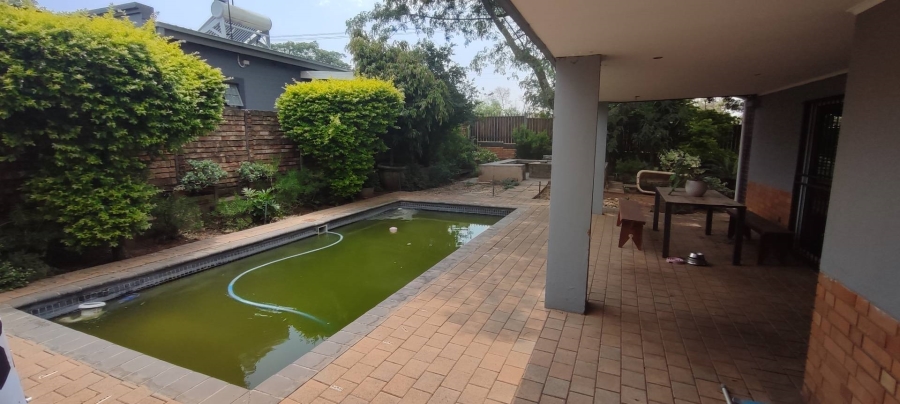 4 Bedroom Property for Sale in Rietondale Gauteng