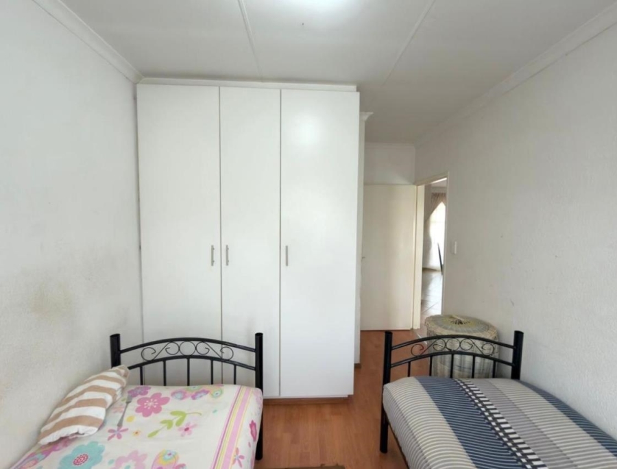 3 Bedroom Property for Sale in Alrode Gauteng