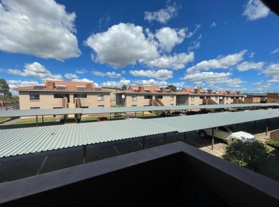 3 Bedroom Property for Sale in Alrode Gauteng