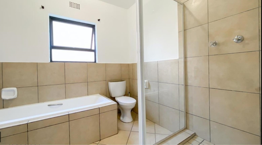 2 Bedroom Property for Sale in Alrode Gauteng