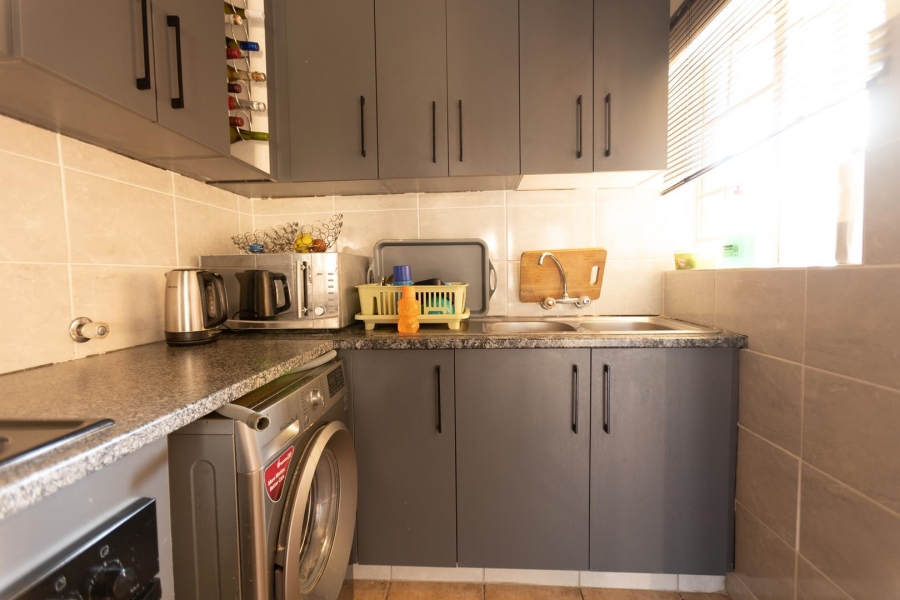 2 Bedroom Property for Sale in Equestria Gauteng