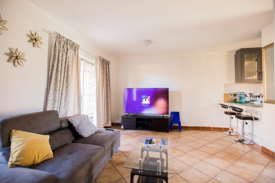 2 Bedroom Property for Sale in Equestria Gauteng