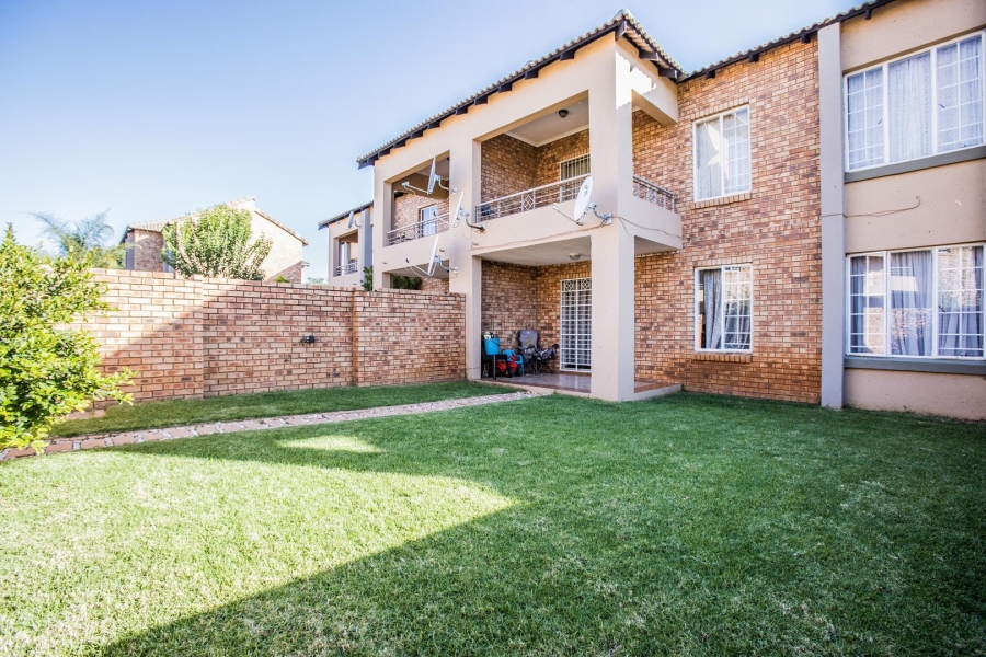 2 Bedroom Property for Sale in Equestria Gauteng