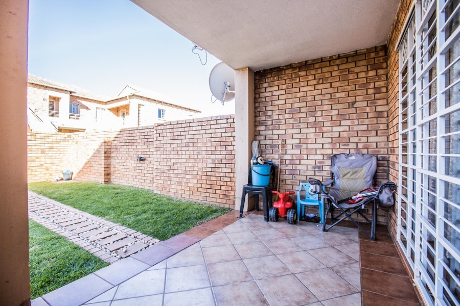 2 Bedroom Property for Sale in Equestria Gauteng
