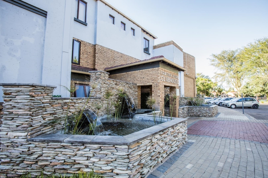 2 Bedroom Property for Sale in Equestria Gauteng
