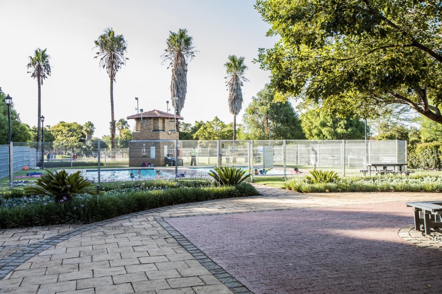 2 Bedroom Property for Sale in Equestria Gauteng