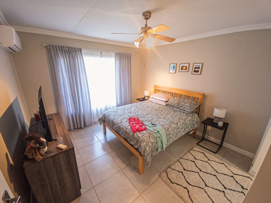 2 Bedroom Property for Sale in Die Wilgers Gauteng