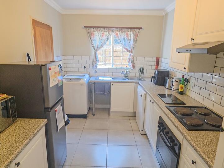 2 Bedroom Property for Sale in Die Wilgers Gauteng