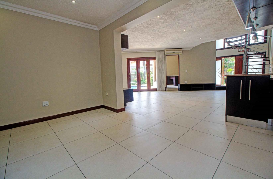 4 Bedroom Property for Sale in Roodekrans Gauteng