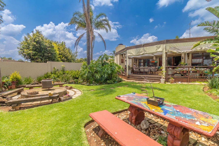 3 Bedroom Property for Sale in Little Falls Gauteng