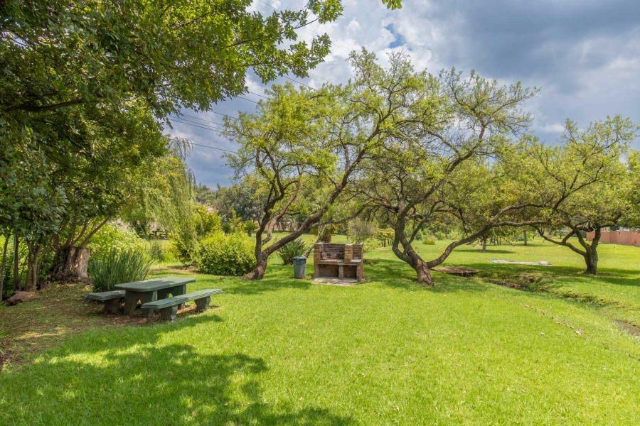 3 Bedroom Property for Sale in Little Falls Gauteng