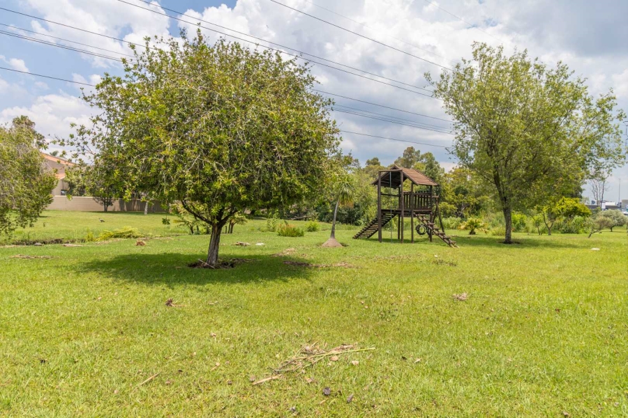 3 Bedroom Property for Sale in Little Falls Gauteng