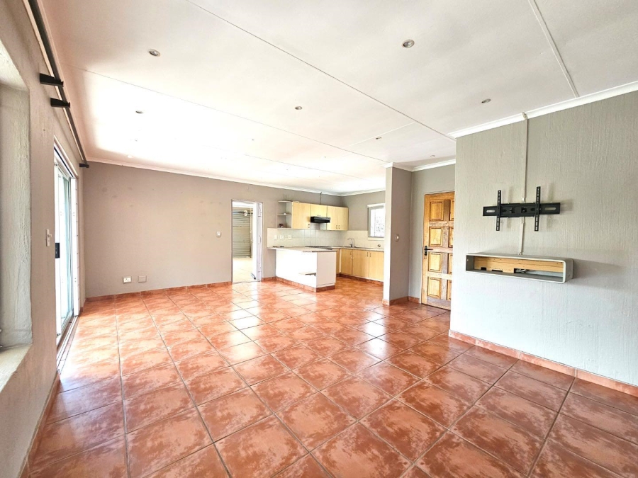 3 Bedroom Property for Sale in Radiokop Gauteng