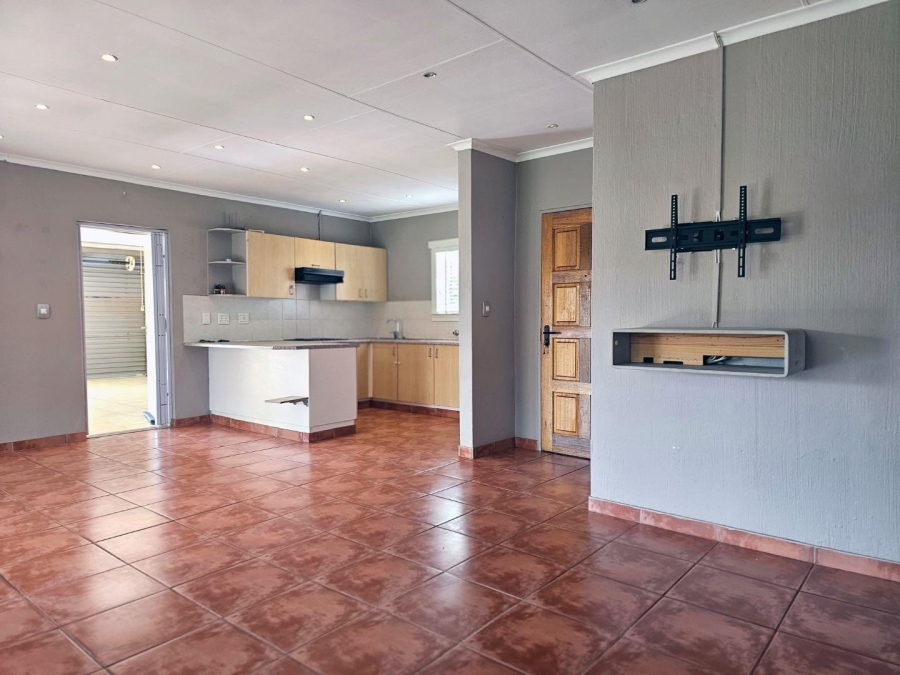 3 Bedroom Property for Sale in Radiokop Gauteng