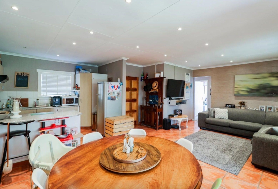 3 Bedroom Property for Sale in Radiokop Gauteng