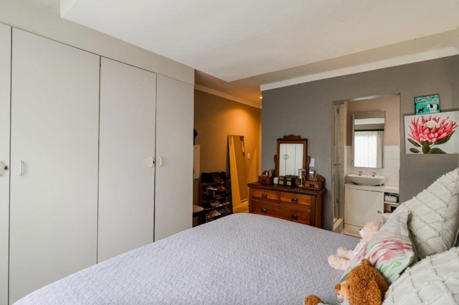 3 Bedroom Property for Sale in Radiokop Gauteng