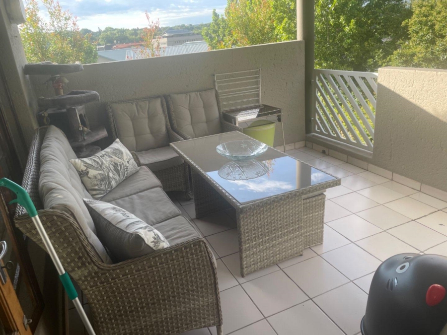 To Let 2 Bedroom Property for Rent in Craighall Park Gauteng