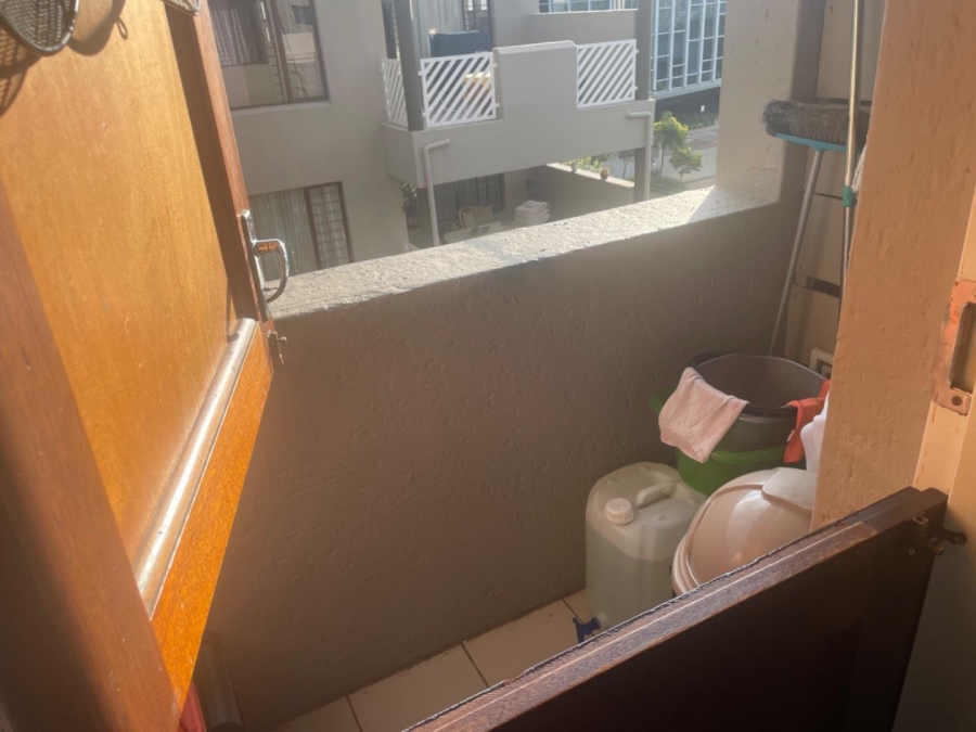 To Let 2 Bedroom Property for Rent in Craighall Park Gauteng