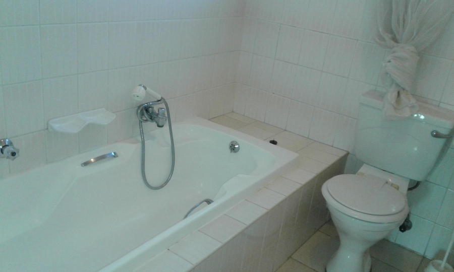 To Let 2 Bedroom Property for Rent in Craighall Park Gauteng