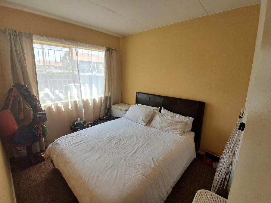 2 Bedroom Property for Sale in Vorna Valley Gauteng