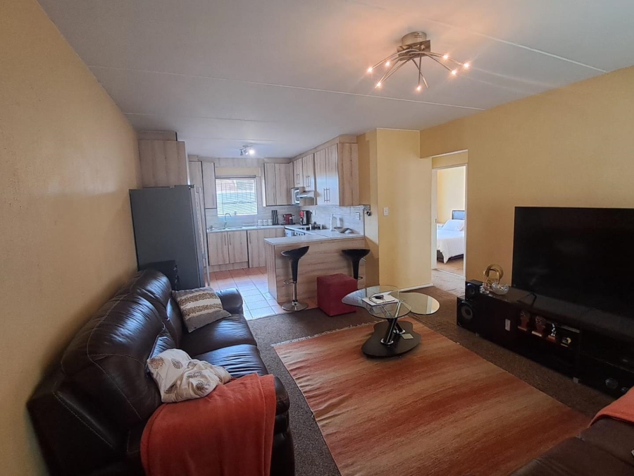 2 Bedroom Property for Sale in Vorna Valley Gauteng