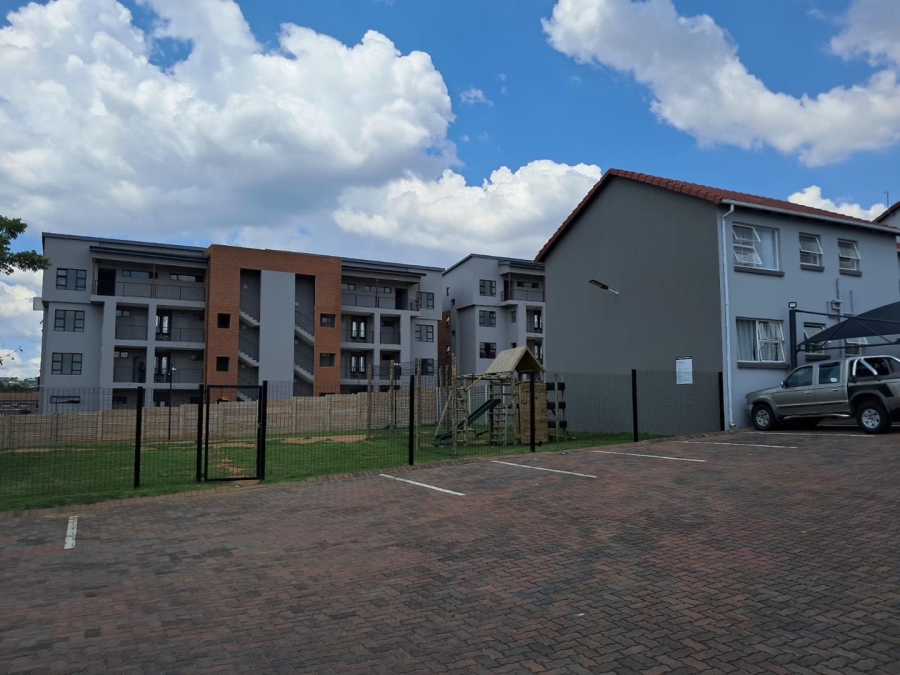 2 Bedroom Property for Sale in Vorna Valley Gauteng