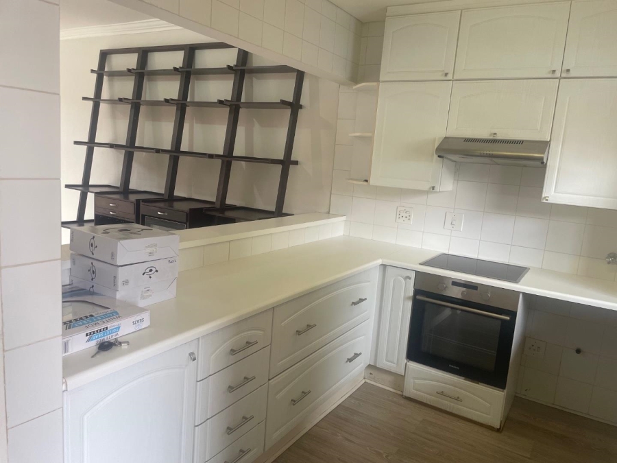 To Let 1 Bedroom Property for Rent in Riviera Gauteng