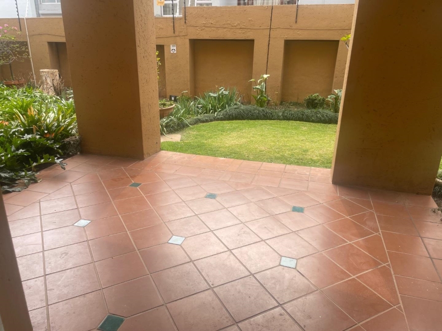To Let 1 Bedroom Property for Rent in Riviera Gauteng