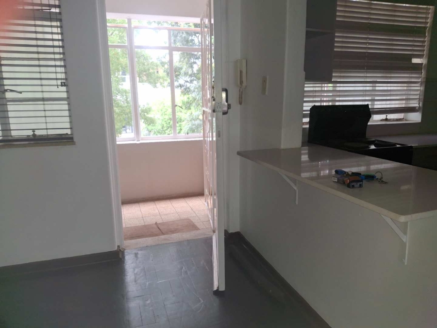 To Let 2 Bedroom Property for Rent in Illovo Gauteng