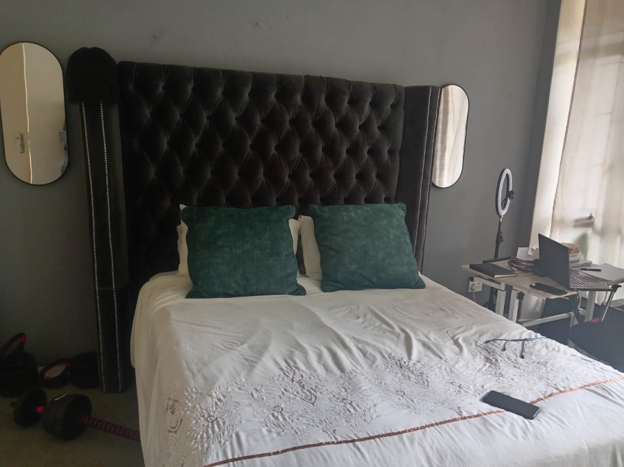 2 Bedroom Property for Sale in Lyndhurst Gauteng