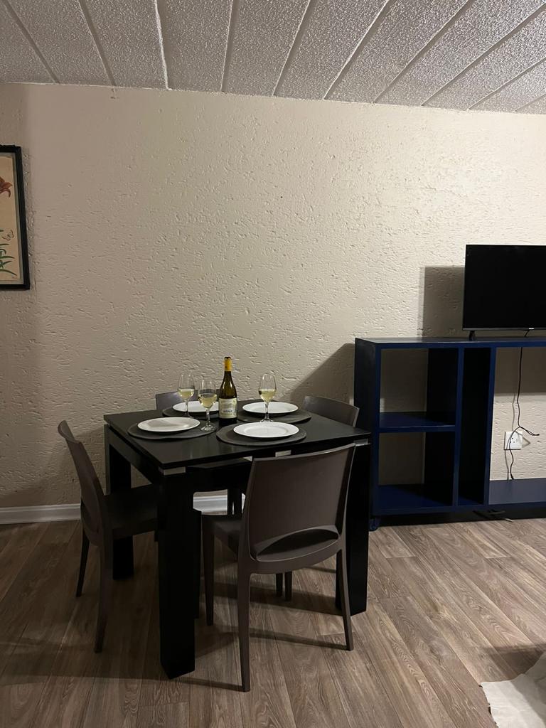 To Let 2 Bedroom Property for Rent in Sandown Gauteng