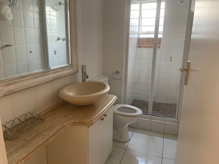 To Let 3 Bedroom Property for Rent in Morningside Gauteng