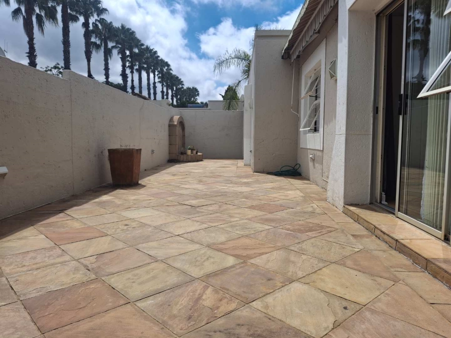 To Let 3 Bedroom Property for Rent in Morningside Gauteng