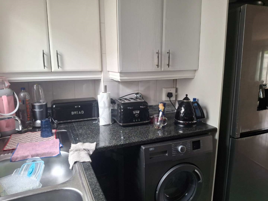 To Let 3 Bedroom Property for Rent in Morningside Gauteng