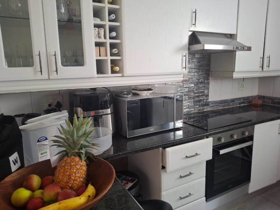 To Let 3 Bedroom Property for Rent in Morningside Gauteng