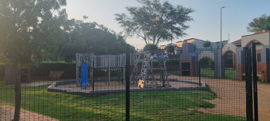 2 Bedroom Property for Sale in Carlswald North Gauteng