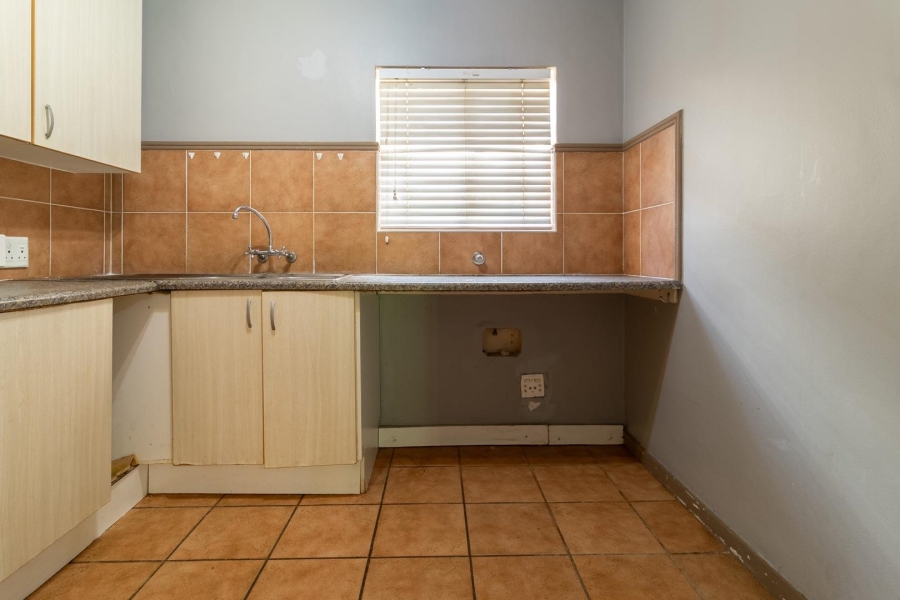 2 Bedroom Property for Sale in Olympus AH Gauteng