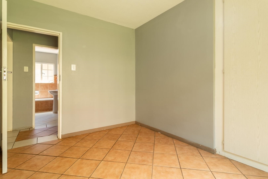 2 Bedroom Property for Sale in Olympus AH Gauteng