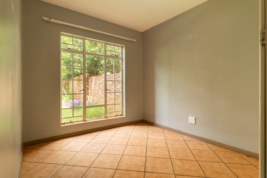 2 Bedroom Property for Sale in Olympus AH Gauteng