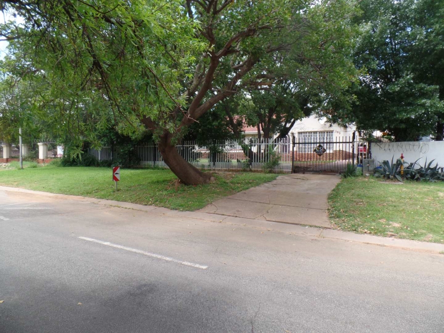 0 Bedroom Property for Sale in Waterkloof Glen Gauteng