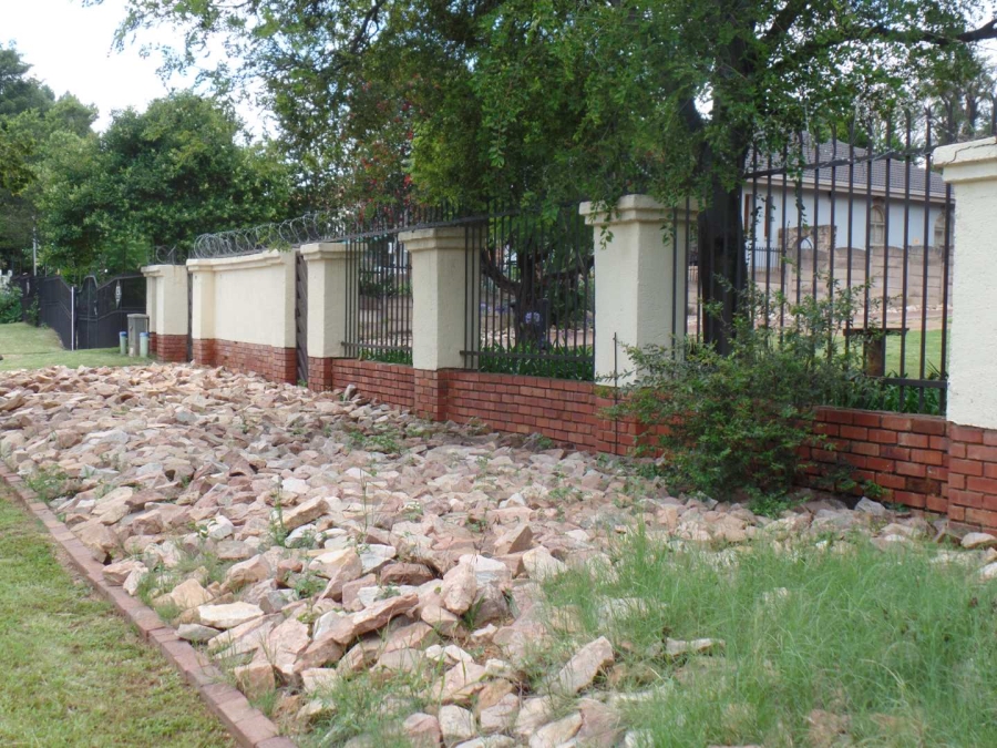 0 Bedroom Property for Sale in Waterkloof Glen Gauteng