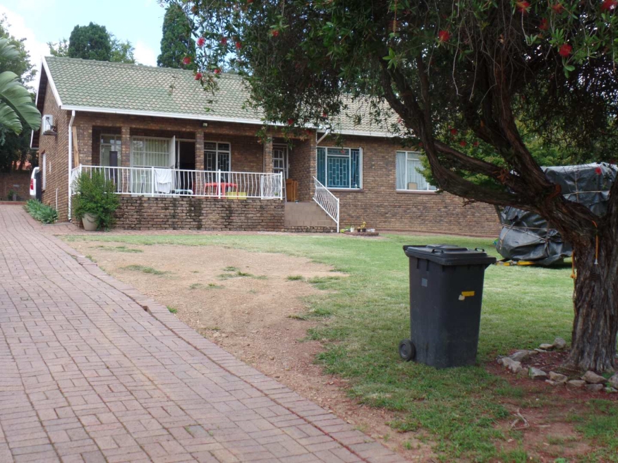 0 Bedroom Property for Sale in Waterkloof Glen Gauteng