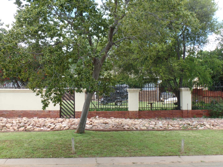 0 Bedroom Property for Sale in Waterkloof Glen Gauteng