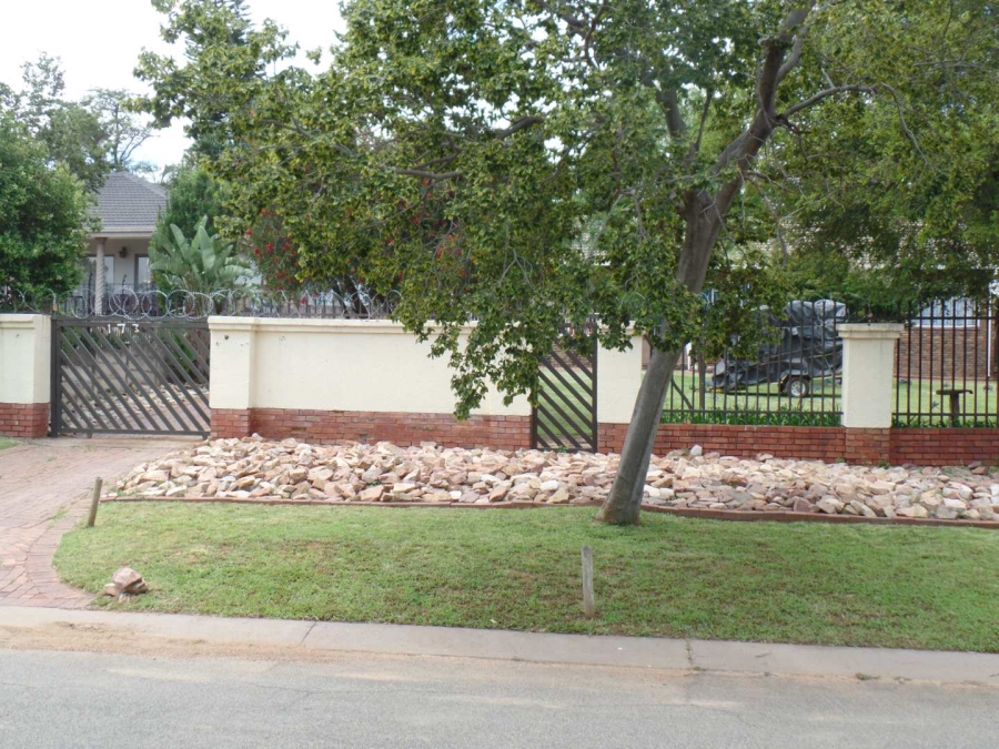 0 Bedroom Property for Sale in Waterkloof Glen Gauteng